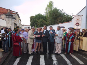 Annual-Wine-Fair-Emily-cuts-ribbon-to-open-2005